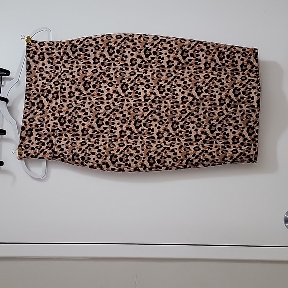 Skirt - Picture 1 of 3